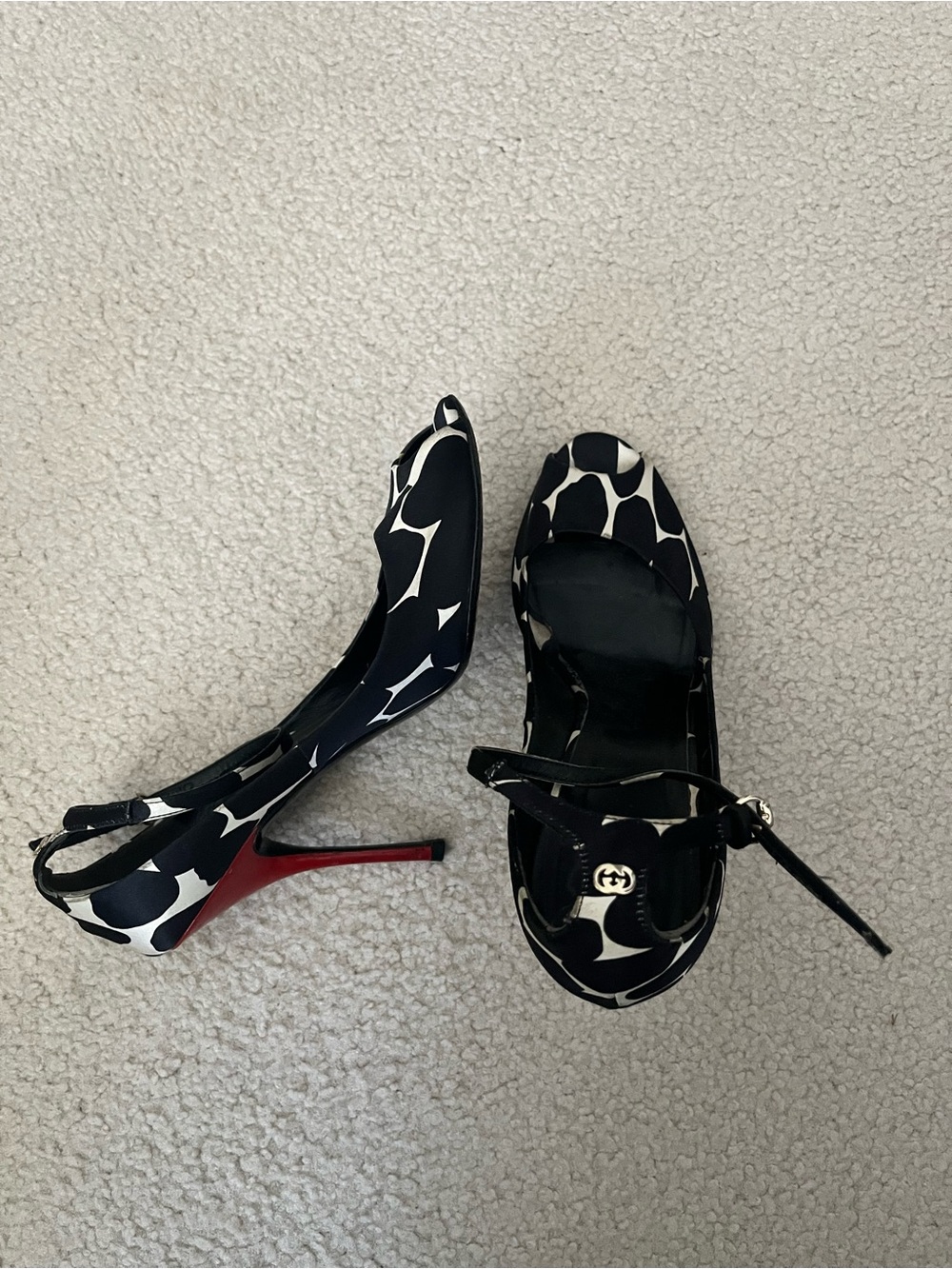 Gucci Nero Bianco Satin Red Heels - Black White Peep-Toe Ankle-Strap Pumps 8.5 - Picture 3 of 10